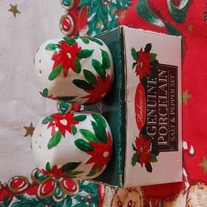 NEW! Amhearst Genuine Porcelain S&P